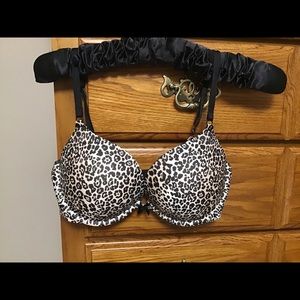 Victoria’s secret bra size 36D leopard print new